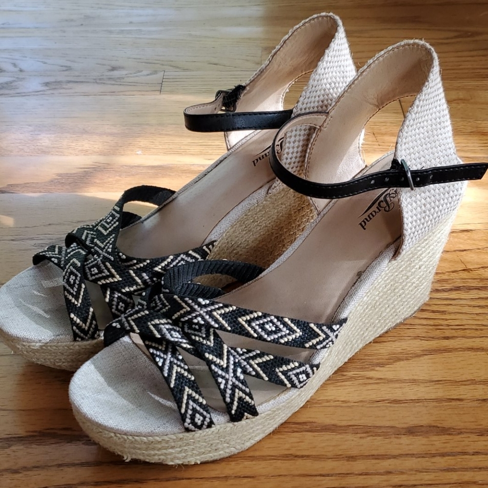 Black and beige wedges